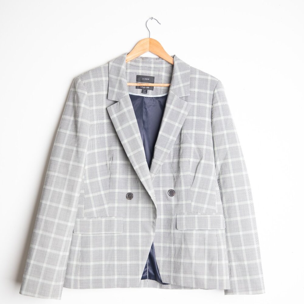 gray blazer
